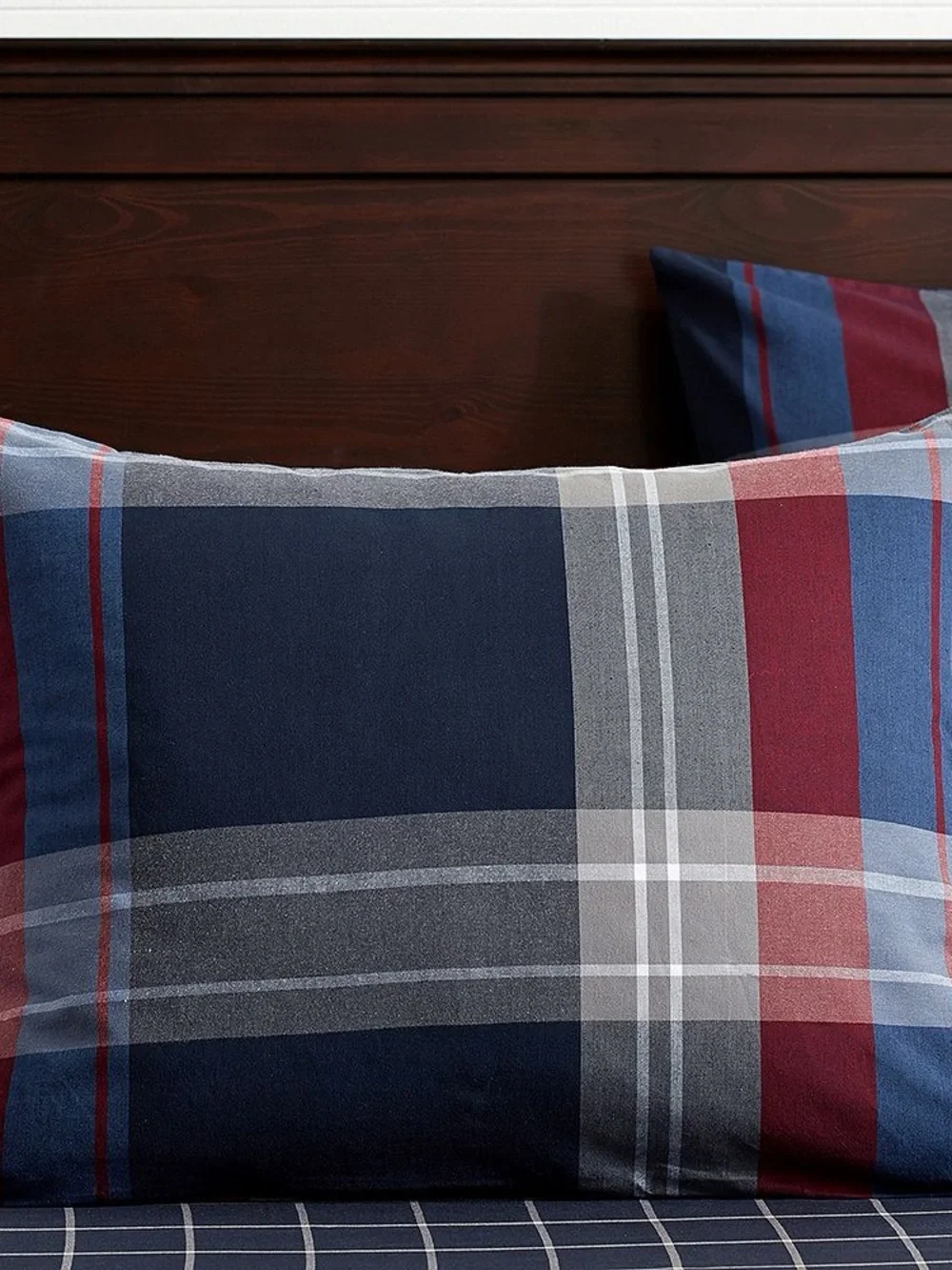 Pottery Barn Teen Walker Twin Duvet Cover and Standard Sham Set